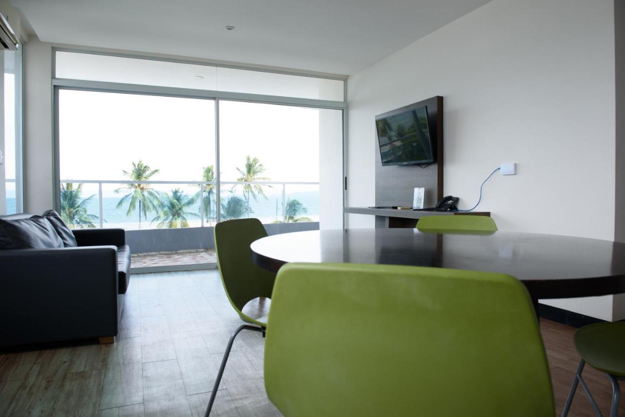 Puerto Azul Hotel Пунтаренас Екстериор снимка
