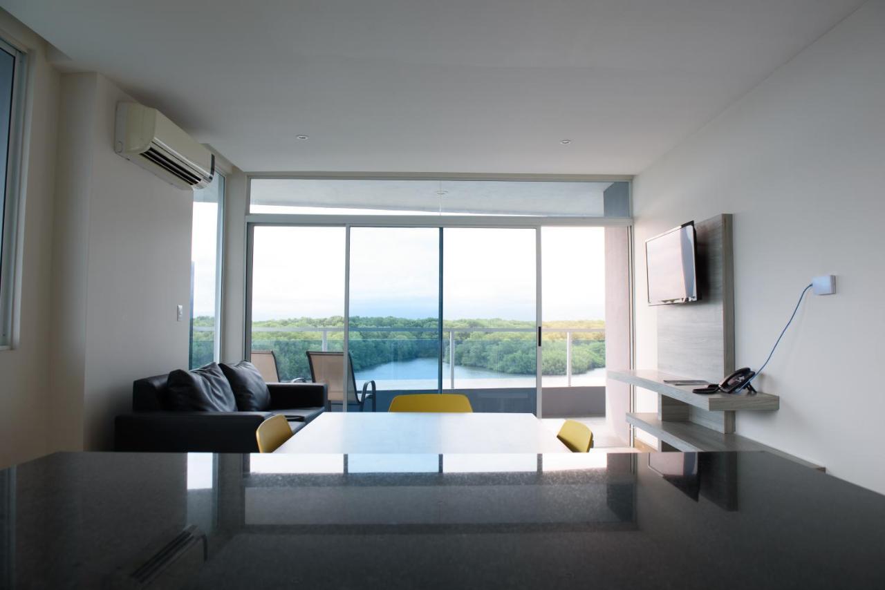 Puerto Azul Hotel Пунтаренас Екстериор снимка