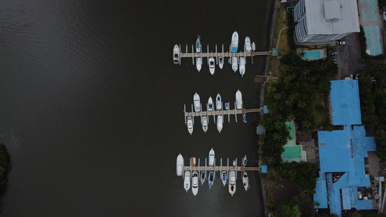 Puerto Azul Hotel Пунтаренас Екстериор снимка