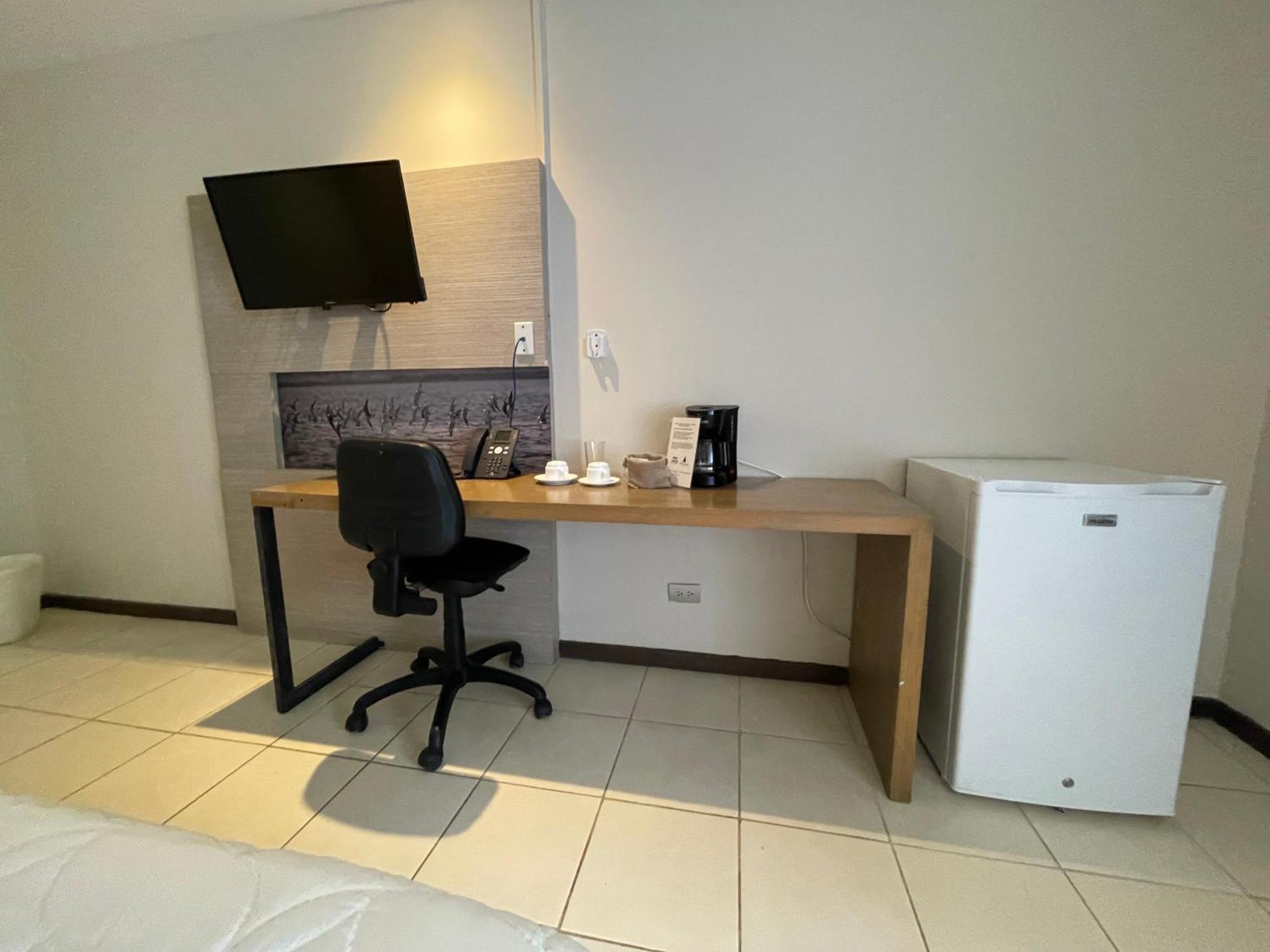 Puerto Azul Hotel Пунтаренас Екстериор снимка