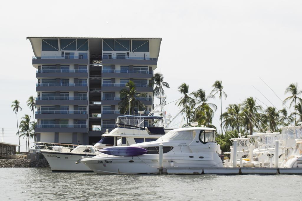Puerto Azul Hotel Пунтаренас Екстериор снимка